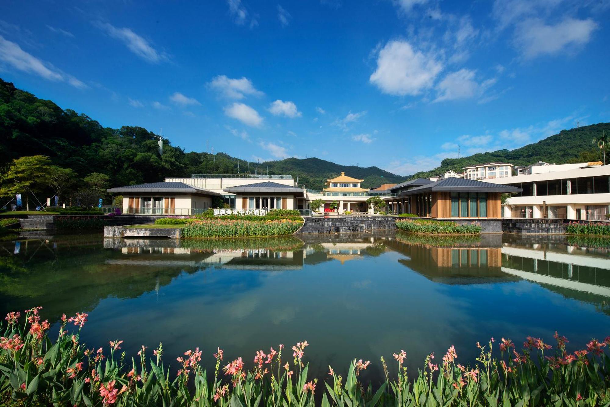 Shenzhen Silver Lake Conference Center Hotel Exterior foto