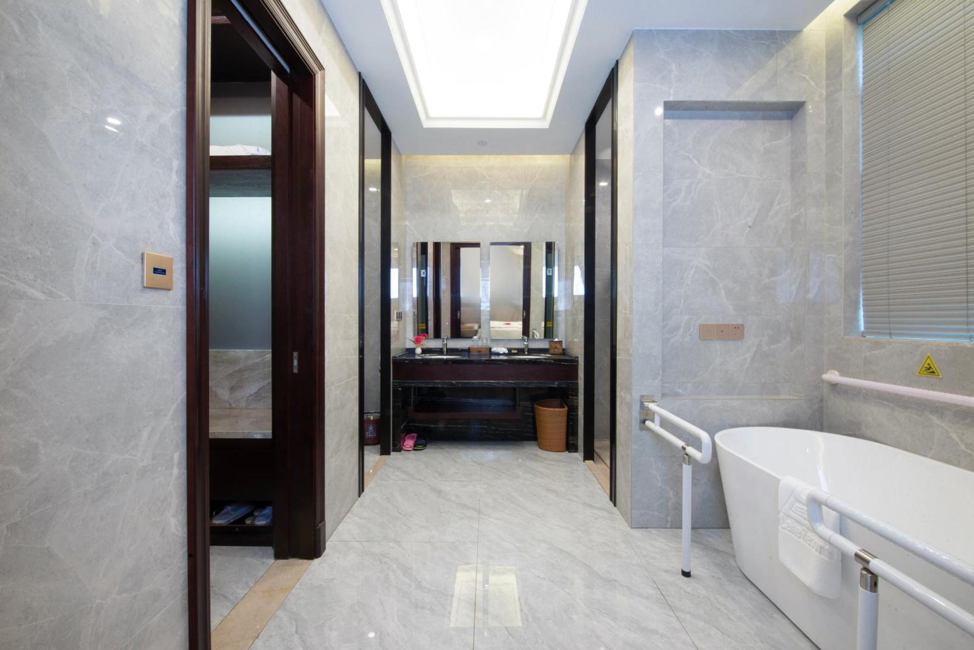 Shenzhen Silver Lake Conference Center Hotel Exterior foto